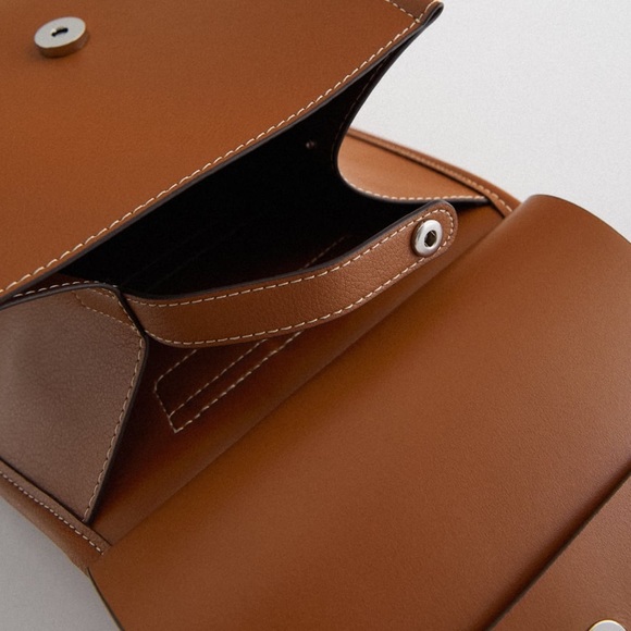 ZARA TOPSTITCHED FLAP BACKPACK - Picture 4 of 5